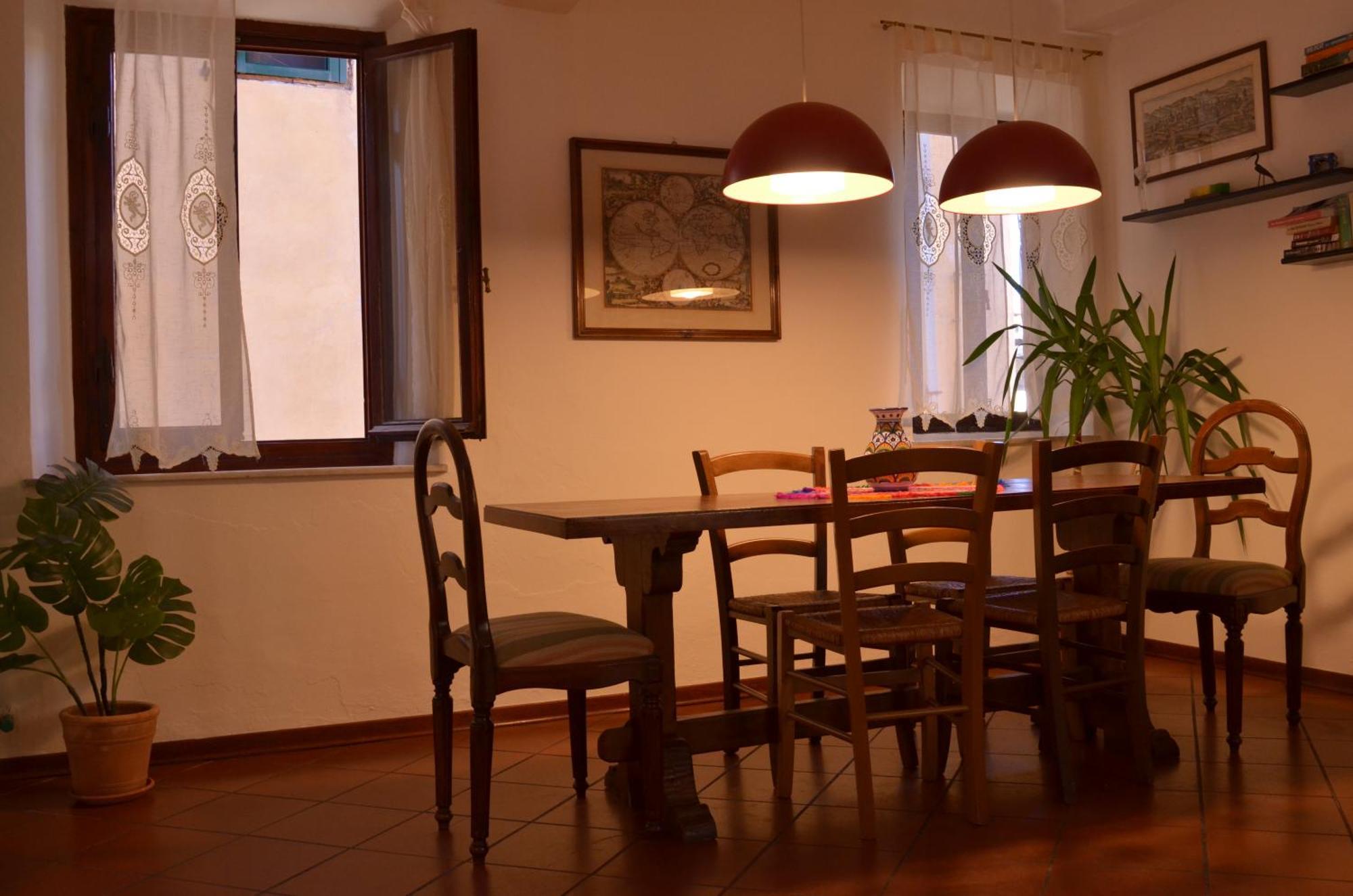 Domus Apartment *