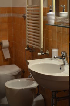 Domus Apartment *